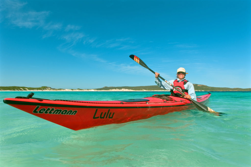 Kajakfahren in der australischen Buch Lucky Bay